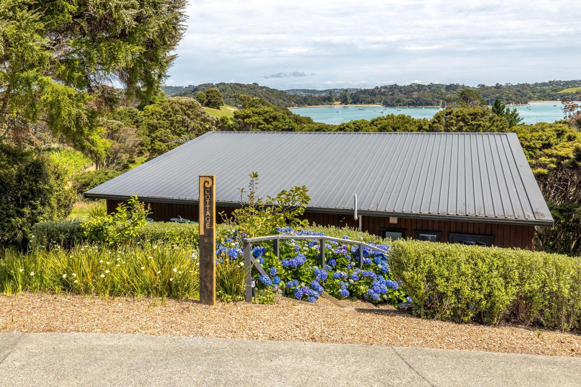 The Cottage At Te Whau Retreat - Stay Waiheke Te Whau Bay Екстериор снимка